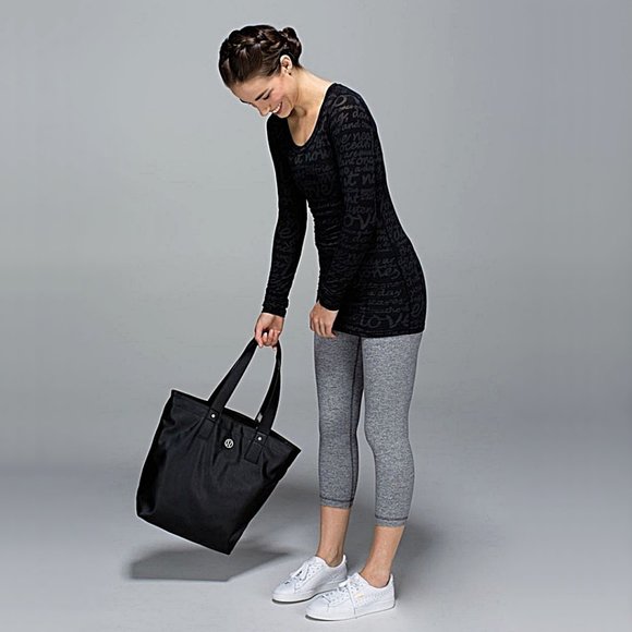 lululemon athletica Tops - Lululemon Daily Practice Long Sleeve Tee in See Love Manifesto Burnout Black NEW